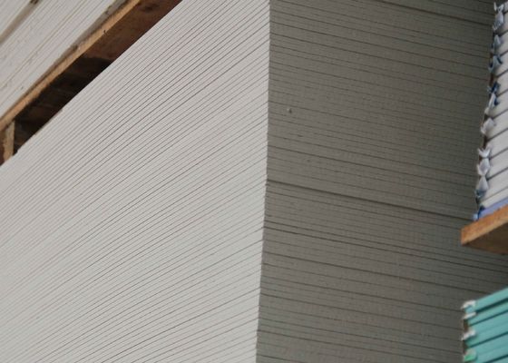 Promoción Knauf Buena planitud de la pared seca de yeso resistente al moho con decoración moderna para el techo