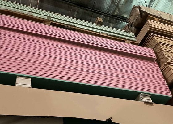 Buen precio Cartón yeso resistente al fuego de yeso del tablero del techo 1220x2440m m de la base no combustible interior al por mayor del yeso en línea