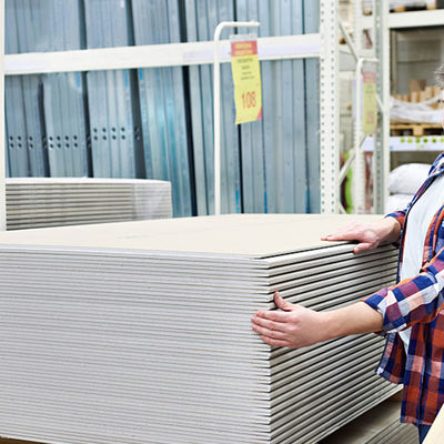 Nuevas llegadas Venta caliente Knauf Placa de yeso 4 * 8Ft Pared seca de yeso no combustible para decoración de interiores