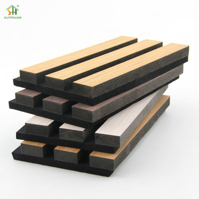 Buen precio Nuevas llegadas Oficina Estudio Akupanel Tableros de absorción de sonido de madera con pizarra Pared de madera en línea