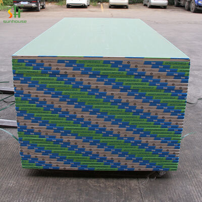 Buen precio 4X8 Panel de yeso industrial común de 12 mm resistente al agua para baños y uso al aire libre en línea